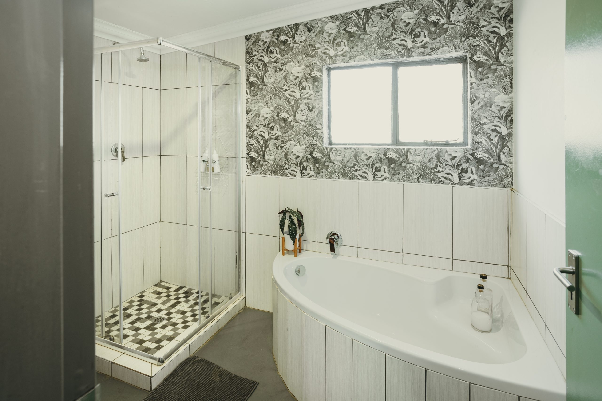 Bathrooms_Dorm-1-1-1-scaled