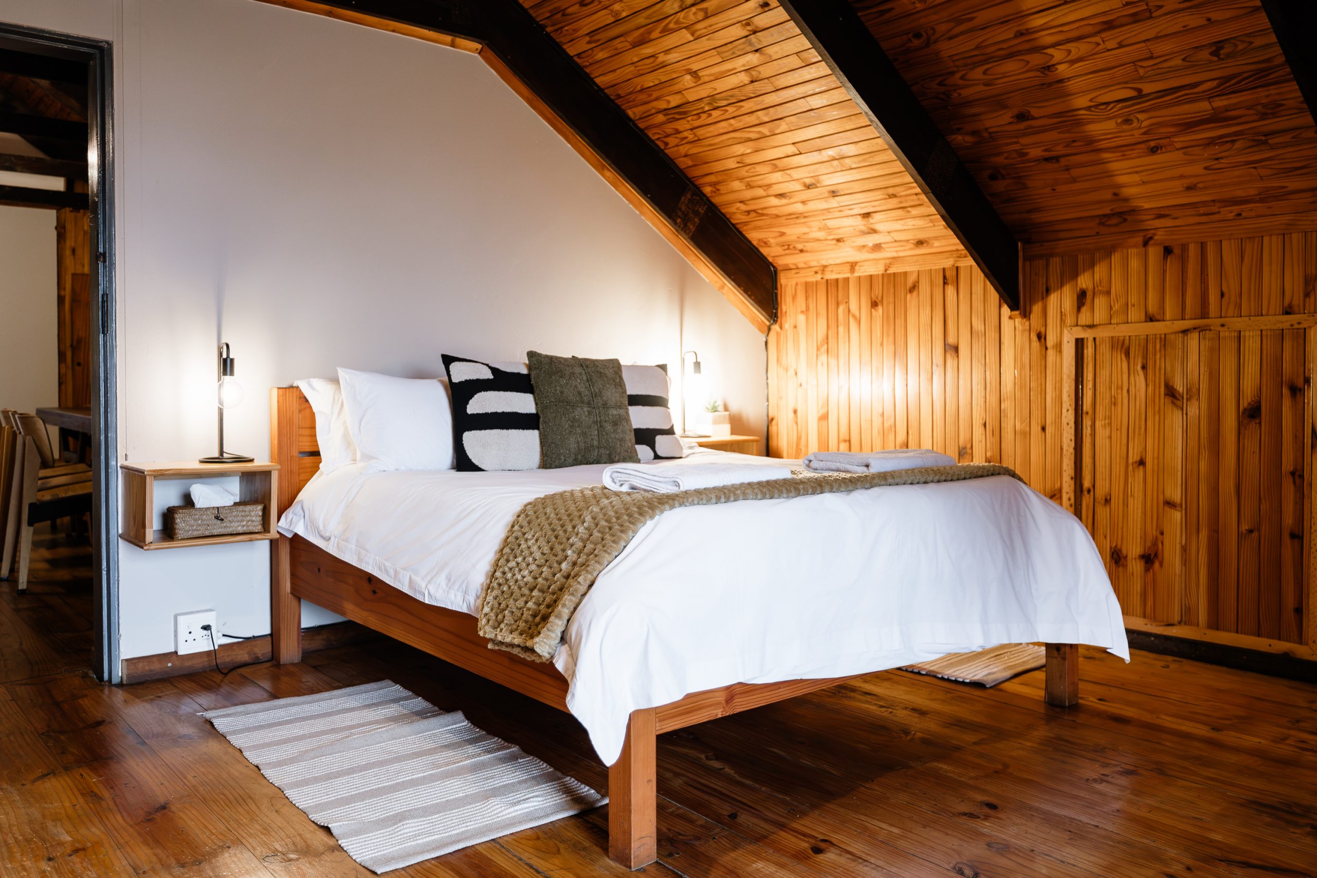 Dorm1_Farmstays-202