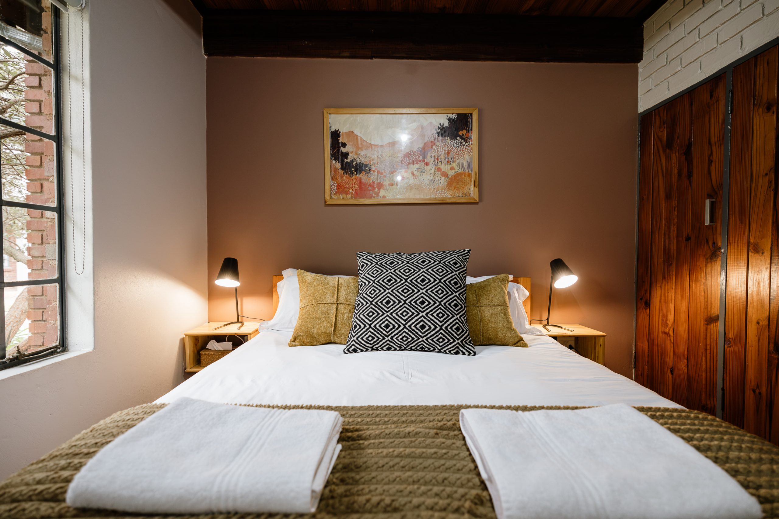 Dorm2_Farmstays-202