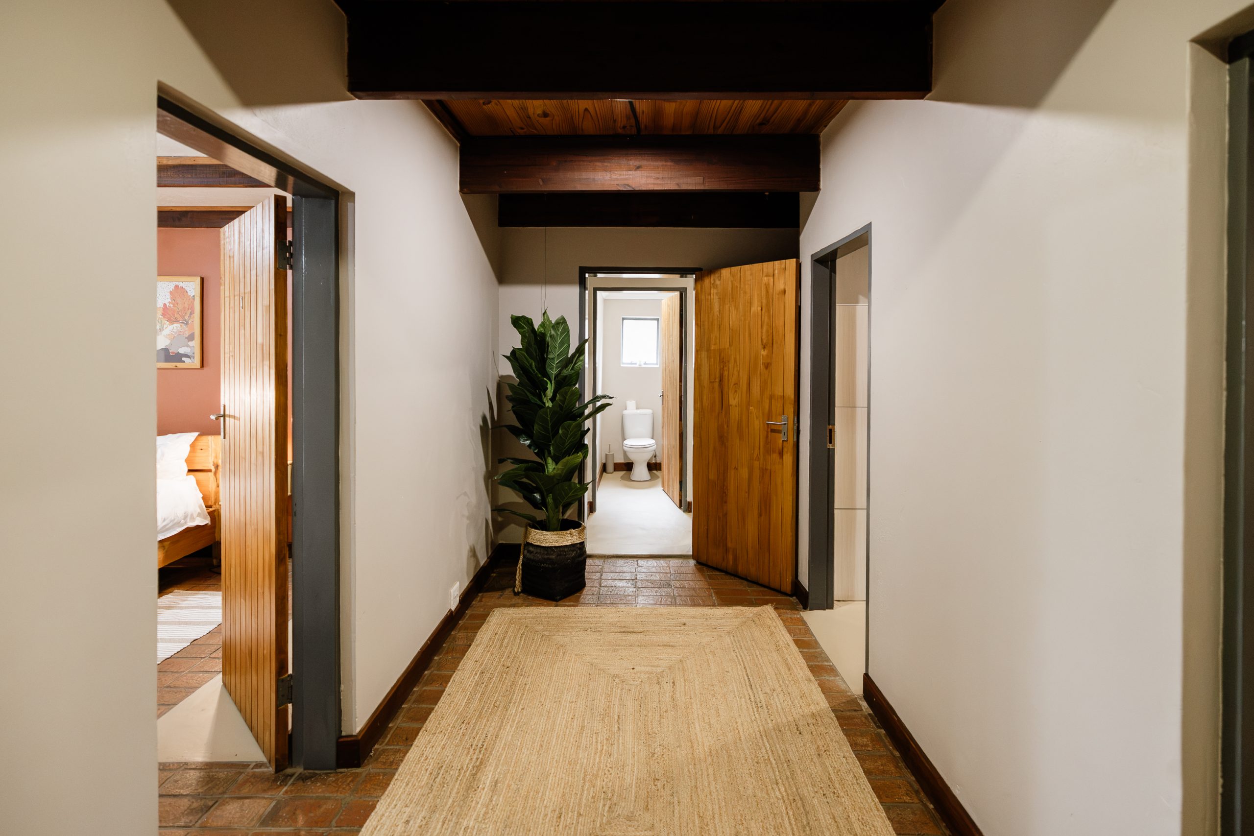 Dorm2_Farmstays-83