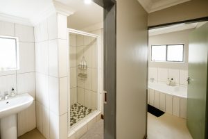 Dorm2_Farmstays-94