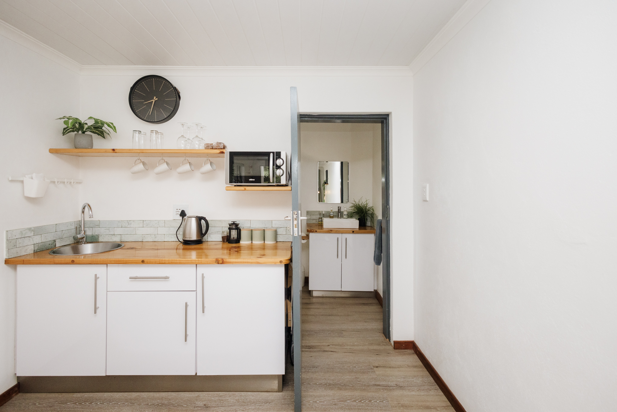Farmstays_Studio 1-20