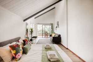 Farmstays_Studio 4-19